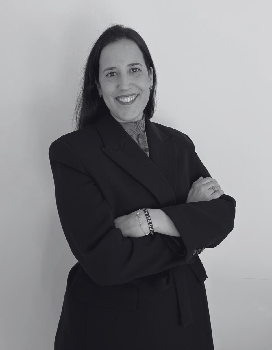 Alejandra Redondo, Abogada de RZS Abogados